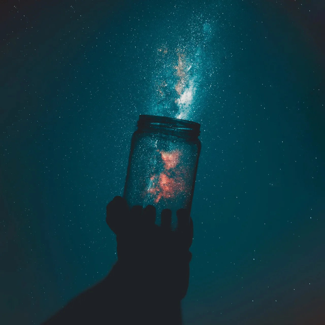 ws_milkway_galaxy_in_jar_being_held