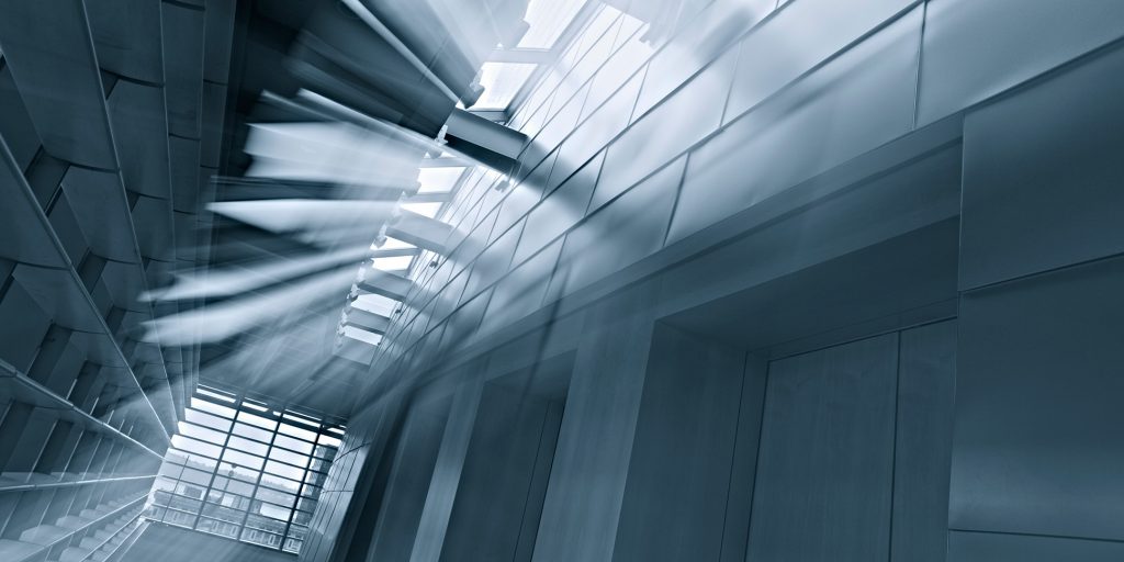 ws_blurred_light_from_windows